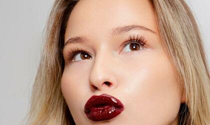 Коррекция бровей