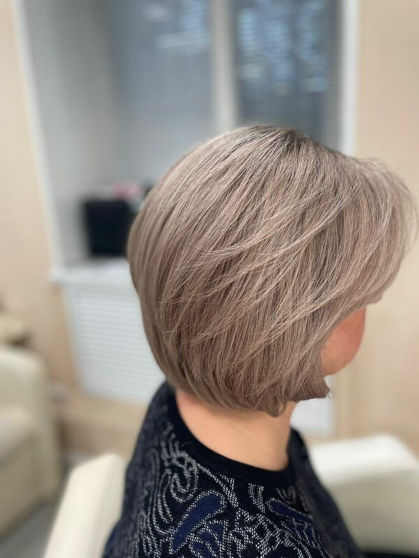 professionalnoe-okrashivanie-volos-2